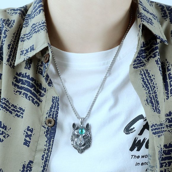 Other - men wolf head necklace